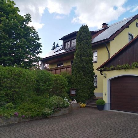 Ferienwohnung Adelhardt Eckersdorf 外观 照片