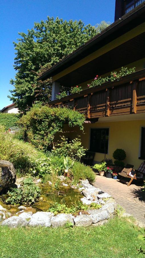 Ferienwohnung Adelhardt Eckersdorf 外观 照片