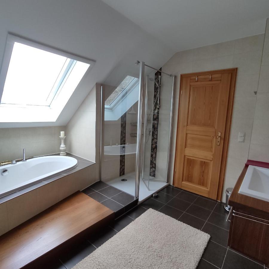 Ferienwohnung Adelhardt Eckersdorf 外观 照片
