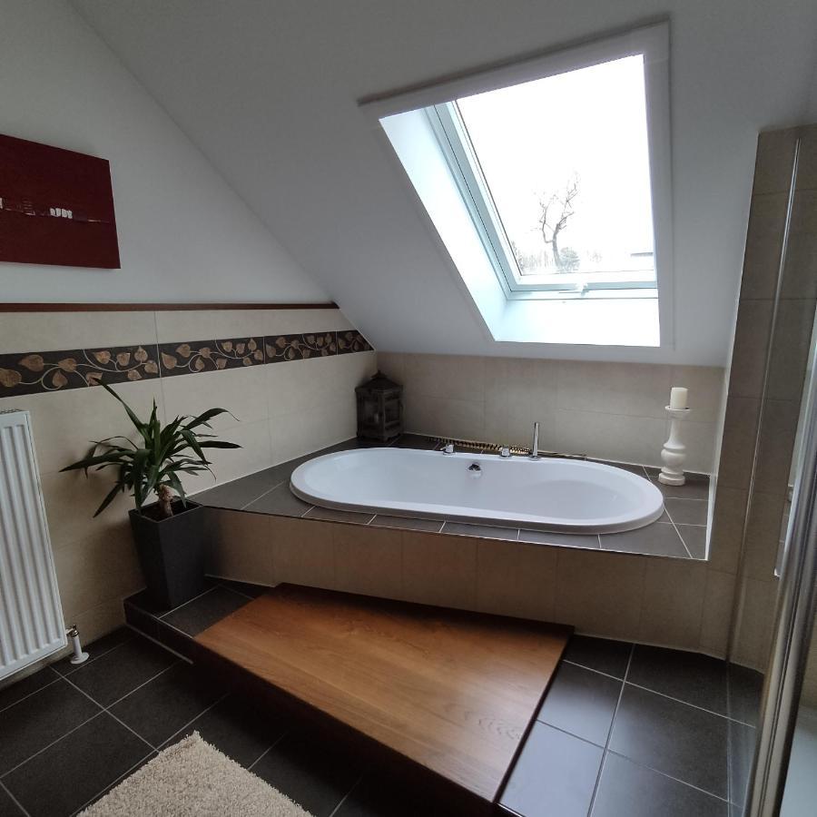 Ferienwohnung Adelhardt Eckersdorf 外观 照片
