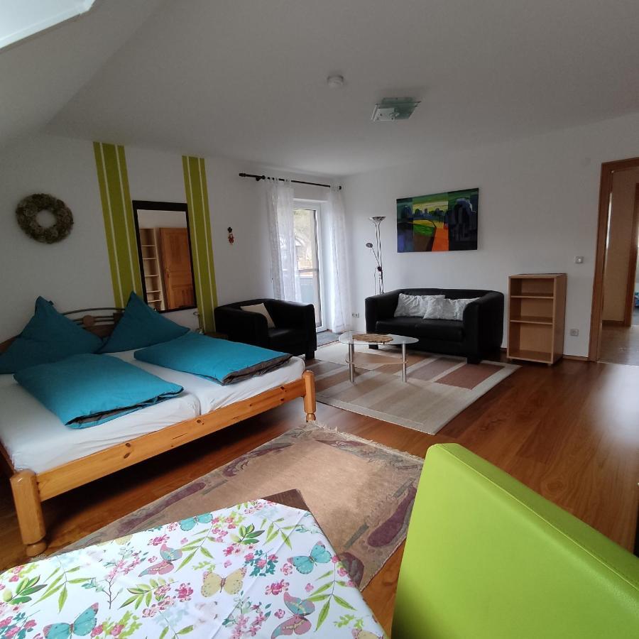 Ferienwohnung Adelhardt Eckersdorf 外观 照片