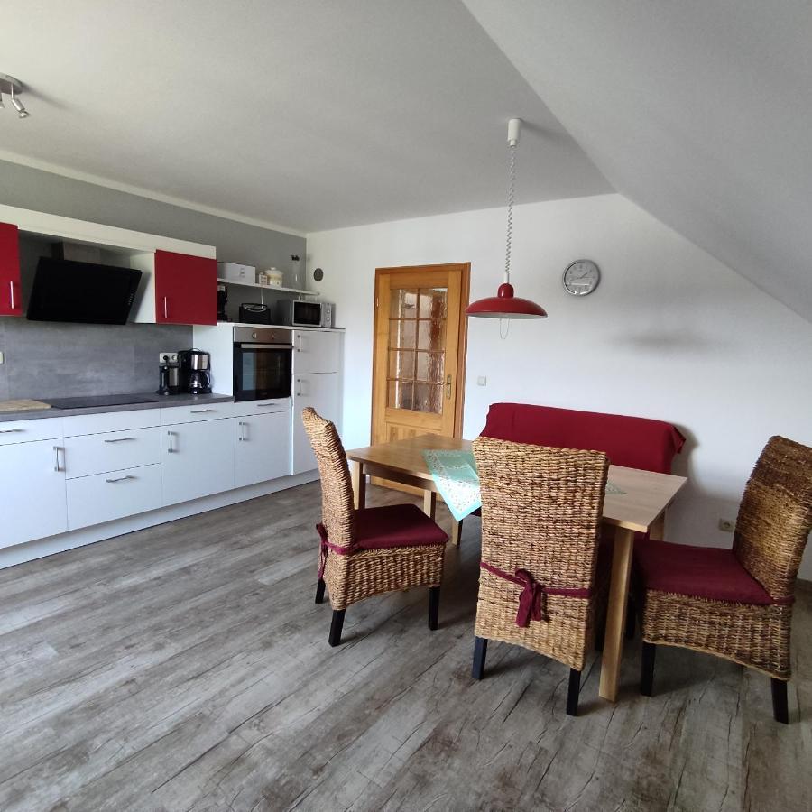 Ferienwohnung Adelhardt Eckersdorf 外观 照片