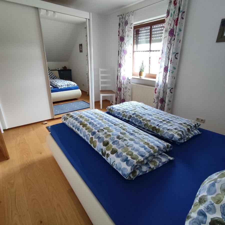 Ferienwohnung Adelhardt Eckersdorf 外观 照片